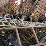 Mueren 13 personas tras colapso del piso de un templo en India