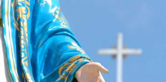 Aparición de la Virgen tiene consternados a creyentes en Italia