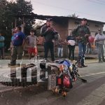 Daños materiales en un accidente entre motos en Jalapa Daños materiales en un accidente entre motos en Jalapa