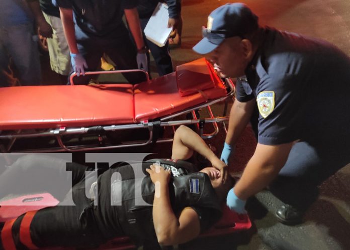 2 Foto: Conductora le invade carril a motociclista y este termina fracturado, en Managua / TN8
