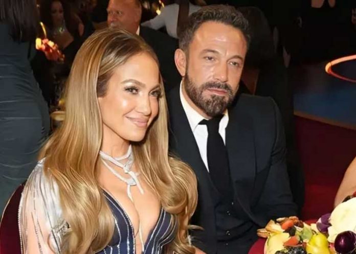 2 Ben Affleck explica al fin lo que le dijo a JLo en los Grammy
