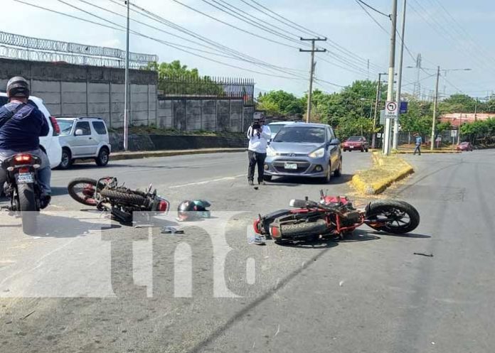 Managua: Causante y víctima de choque entre motos son llevados en la misma unidad