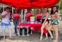 «Plan Playa» Crónica TN8 llegó con premios al balneario Poneloya en León Foto: "Plan Playa" Crónica TN8 llegó con premios al balneario Poneloya en León / TN8