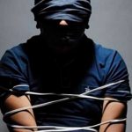 ¡Por coscolino! Hombre conoce a una mujer por una app y acaba secuestrado ¡Por coscolino! Hombre conoce a una mujer por una app y acaba secuestrado