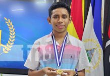 El mejor estudiante de secundaria estudia en la UNAN-León