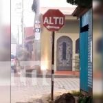 Un cortocircuito de aproximadamente 13 mil volteos, asusto y dejó sin energía eléctrica a 7 barrios de Chinandega.