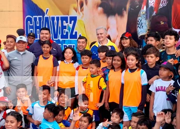 Academias deportivas de la Alcaldía de Managua rinden homenaje a Hugo Chávez