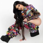 «Para que les duela» Yeri Mua celebra 10 millones de seguidores en Facebook Yeri Mua celebra seguidores con espectacular look