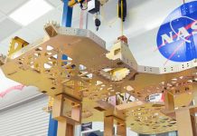 ¡Para la historia! La NASA comienza a ensamblar su primer róver lunar La NASA comienza a ensamblar su primer róver lunar
