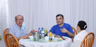 Foto: Monseñor Álvarez recibe visita de sus hermanos en el Sistema Penitenciario de Tipitapa