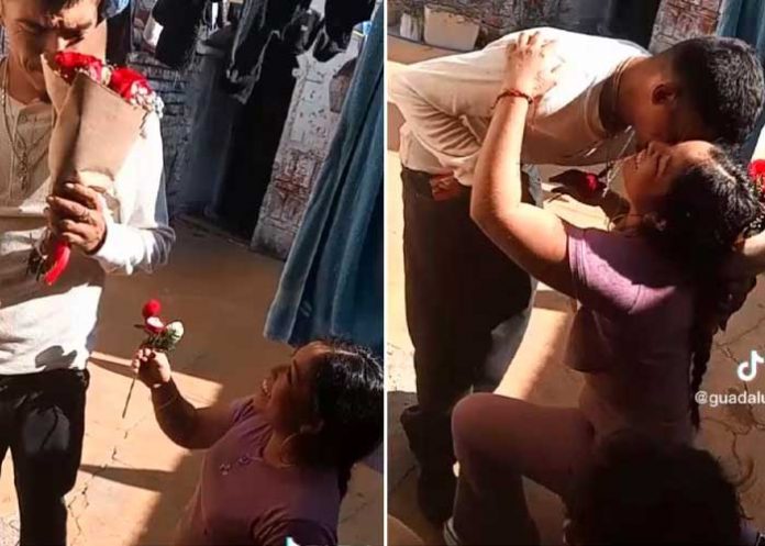 Ella le pide matrimonio, su novio rompe en llanto y acepta