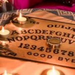 Por jugar a la ouija: hospitalizan a 28 niñas en Colombia
