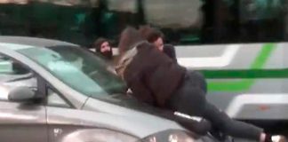 Atropellan a varias mujeres durante una marcha por el 8M en Barcelona