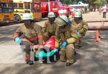 ¡De la teoría a la práctica! Bomberos realizan ejercicio demostrativo de incendio