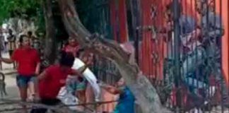 Enfurecida mamá defendió a su hija a machetazos de un depravado en Colombia