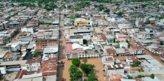Fuertes aguaceros dejan tres muertos y miles de damnificados en Ecuador