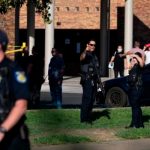 Balean a tres policías durante un sangriento tiroteo en Missouri