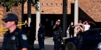 Balean a tres policías durante un sangriento tiroteo en Missouri