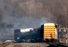 ¡EE.UU. una bomba de tiempo! Se descarriló otro tren con material tóxico ¡EE.UU. una bomba de tiempo! Se descarriló otro tren con material tóxico