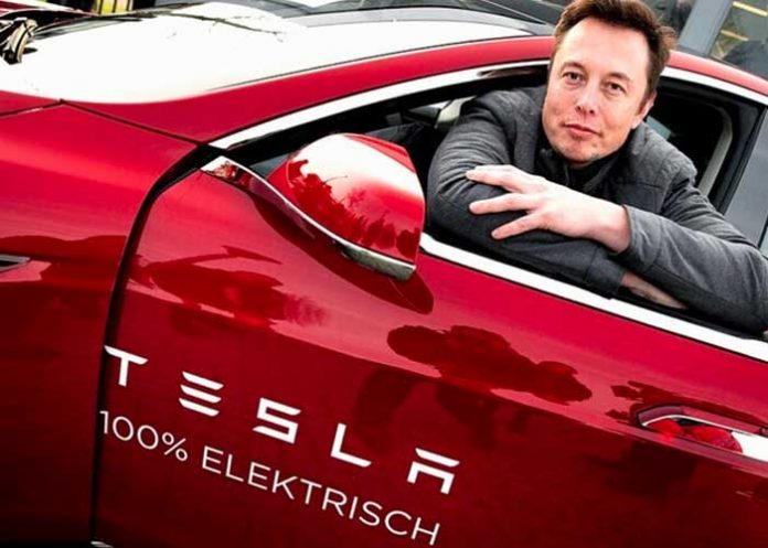 Musk cede el título de hombre más rico del mundo