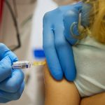 ¡Los jincaba por gusto! Investigan en España a enfermera por fingir vacunar a niños ¡Los hincaba por gusto! Investigan en España a enfermera por fingir vacunar a niños