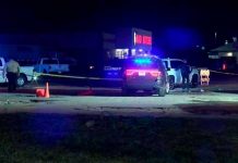 Sangrienta balacera en una calle de Arkansas dejó dos muertos y cinco heridos Sangrienta balacera en una calle de Arkansas dejó dos muertos y cinco heridos