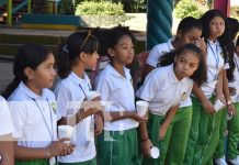 Aplicación de flúor garantizará dientes saludables en Bluefields Foto: Aplicación de flúor en colegios de Bluefields / TN8