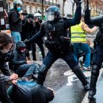 Protestas en contra reforma de pensiones en Francia dejan más de 200 detenidos Protestas en contra reforma de pensiones en Francia dejan más de 200 detenidos