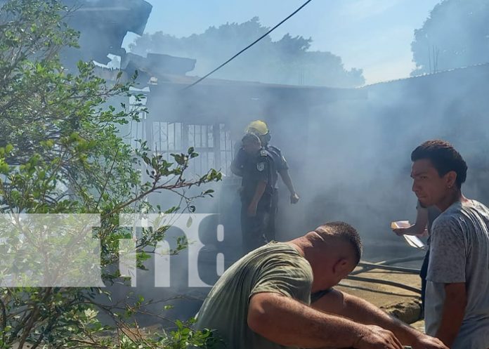 Arde vivienda del barrio Isaías Gómez, Managua