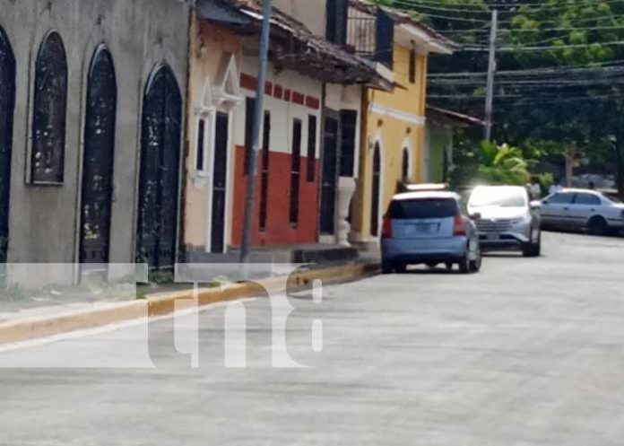 Foto: Roban celular a una jovencita en Granada / TN8