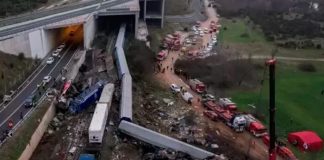 Indignación en las calles de Grecia por trágico accidente ferroviario