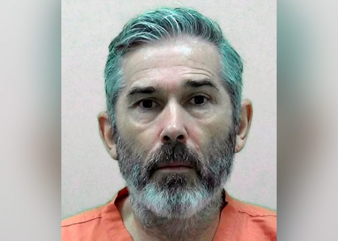 Viva de milagro tras ser apuñalada 29 veces por su novio en Inglaterra