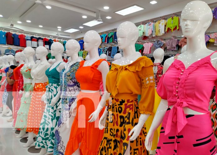 Muchas ofertas en los mercados de Managua para disfrutar el verano