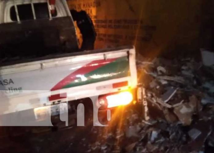 mang-11 Foto: Multan a empresa de Managua por botar basura de forma ilegal / TN8