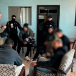 Hallan a 79 migrantes escondidos en varios hoteles en Tijuana, México Hallan a 79 migrantes escondidos en varios hoteles en Tijuana, México