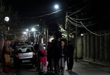 13 muertos y 200 heridos dejó sismo de 6.5 tras azotar Afganistán y Pakistán