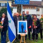 Al grito de «Sandino vive», grupos de solidaridad de Suiza rinden homenaje al héroe de Nicaragua Al grito de "Sandino vive", grupos de solidaridad de Suiza, rinden homenaje al héroe de Nicaragua