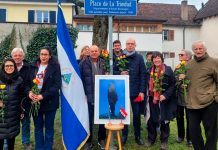 Al grito de «Sandino vive», grupos de solidaridad de Suiza rinden homenaje al héroe de Nicaragua Al grito de "Sandino vive", grupos de solidaridad de Suiza, rinden homenaje al héroe de Nicaragua