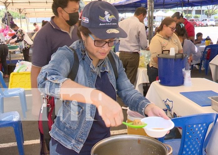Familias de Managua disfrutan de la Feria del Mar
