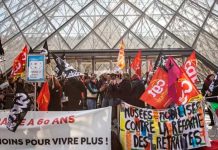 En París bloquean el museo Louvre en protesta a la reforma de pensiones
