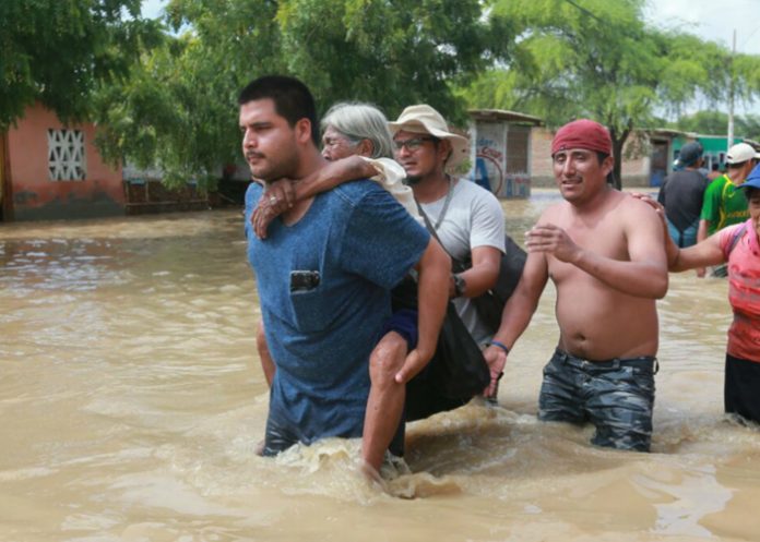 Perú declara estado de emergencias por fuertes lluvias e inundaciones
