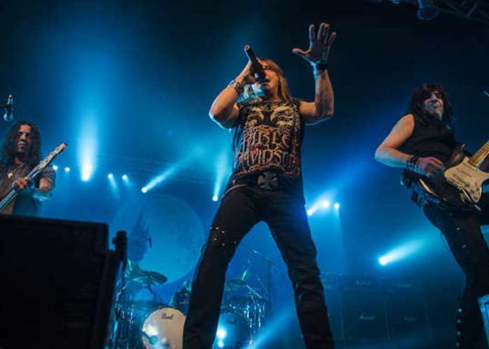 Foto: Rata Blanca en concierto