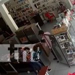 «A la cara de barro» roba una tablet en una tienda de Nueva Segovia Foto: Robo en una tienda de El Jícaro, Nueva Segovia / TN8