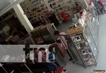 «A la cara de barro» roba una tablet en una tienda de Nueva Segovia Foto: Robo en una tienda de El Jícaro, Nueva Segovia / TN8