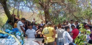 Foto: Llanto y dolor por muerte de pareja en la Cuesta El Plomo / TN8