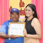 Reconocen a mujeres deportistas de Nandaime y Siuna Foto: Entregan reconocimientos a mujeres deportistas en Siuna y Nandaime / TN8