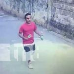 Puras mañas: Vendedor de gas roba tablet en Larreynaga, Managua (VIDEO) Foto: Captan a un sujeto que robó una tablet en una casa de Managua / TN8