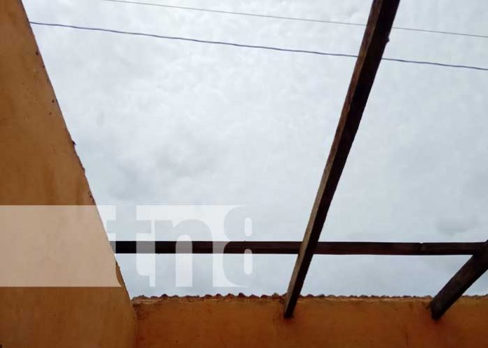 Foto: Tornado deja afectaciones a una familia en Buenos Aires, Rivas / TN8