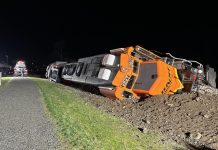 Tren de carga se vuelca en Washington, Estados Unidos Tren de carga se vuelca en Washington, Estados Unidos