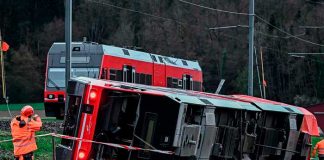 Varios heridos tras el descarrilamiento de dos trenes en el norte de Suiza